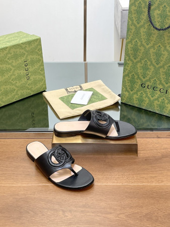 ua G*u*i women's interlocking g cut-out sandal