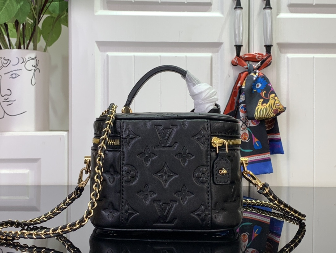 LV Vanity PM M25123 19x13x11cm