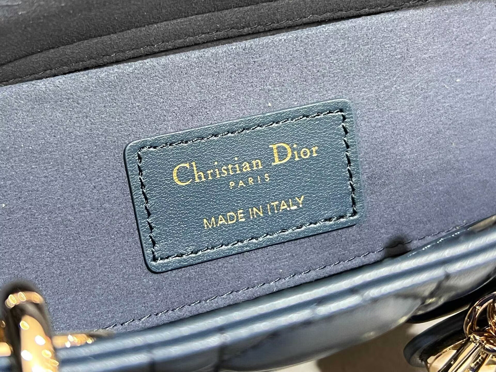 D*or samll d-joy bag 22.5 x 6 x 11.5cm