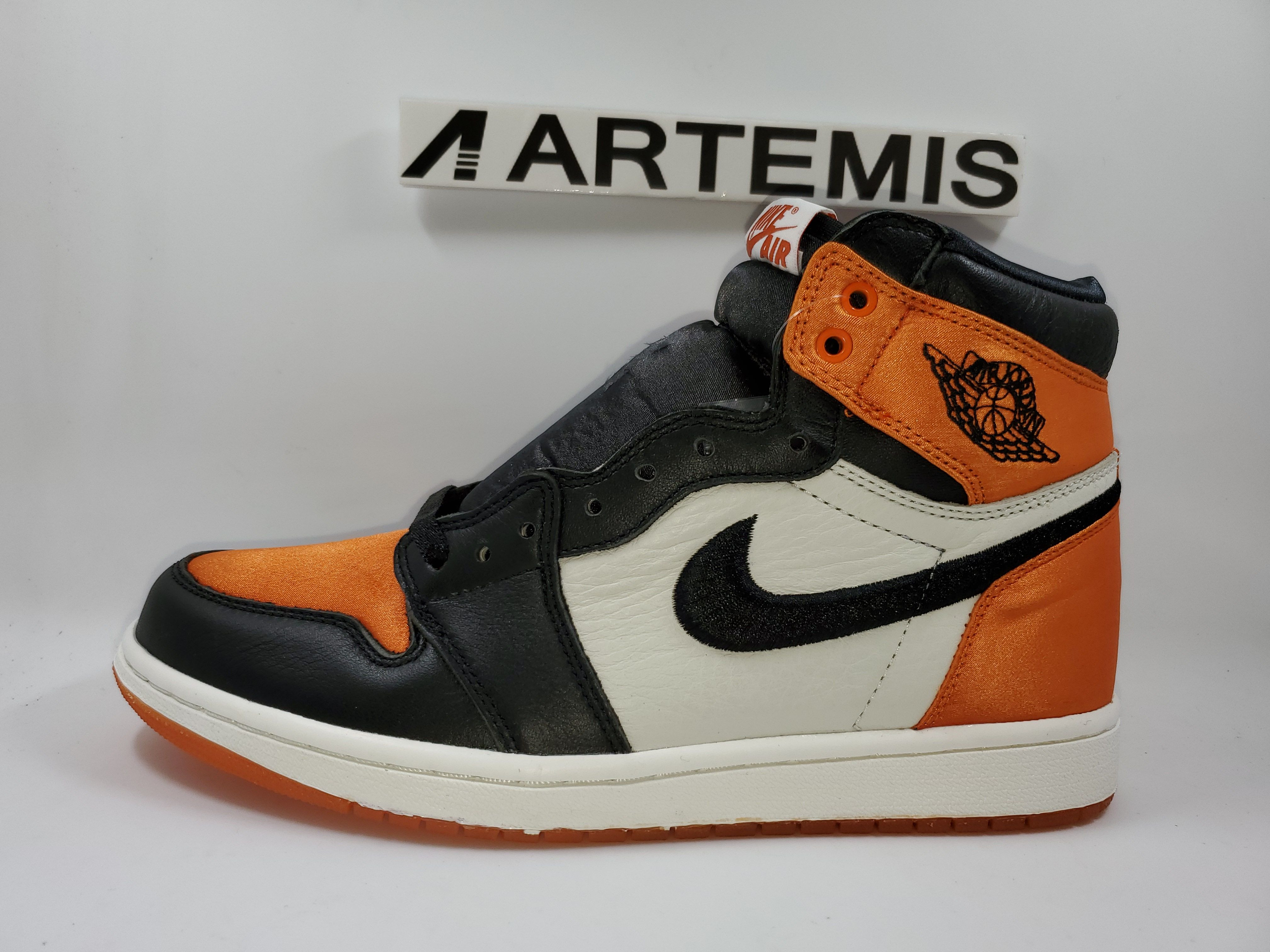 Air Jordan 1 Retro High Satin Shattered Backboard