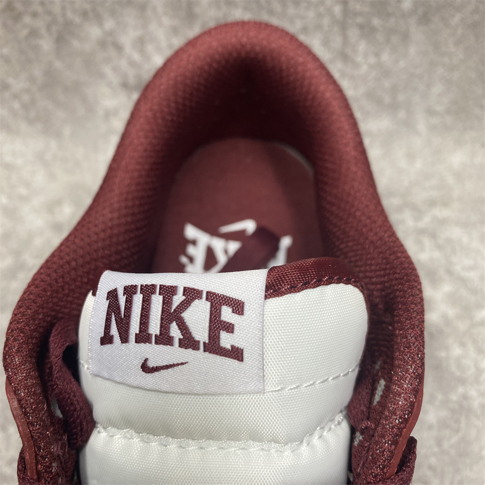 NIKE DUNK LOW PREMIUM SB