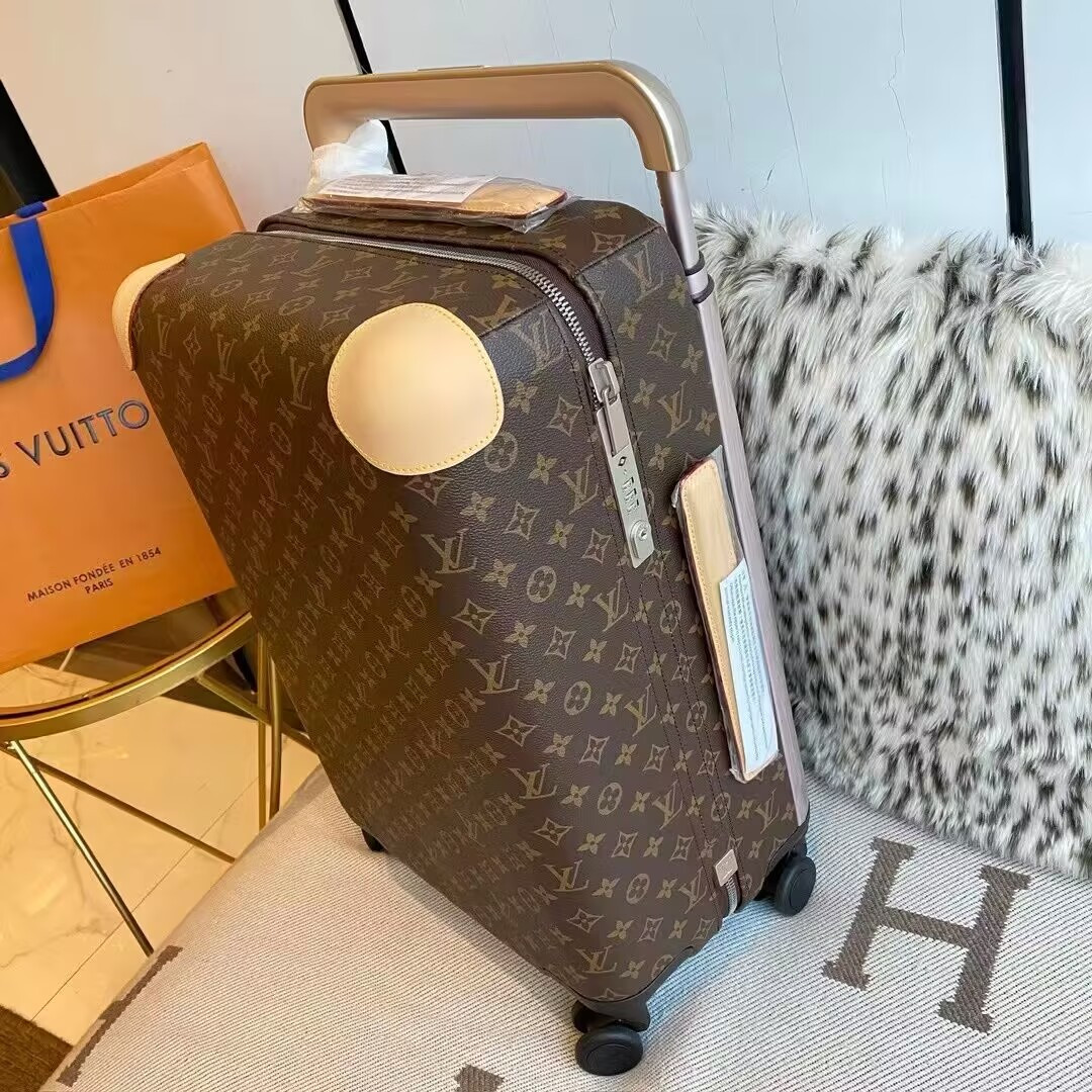 LV Horizon 50 M13768 36x50x19cm