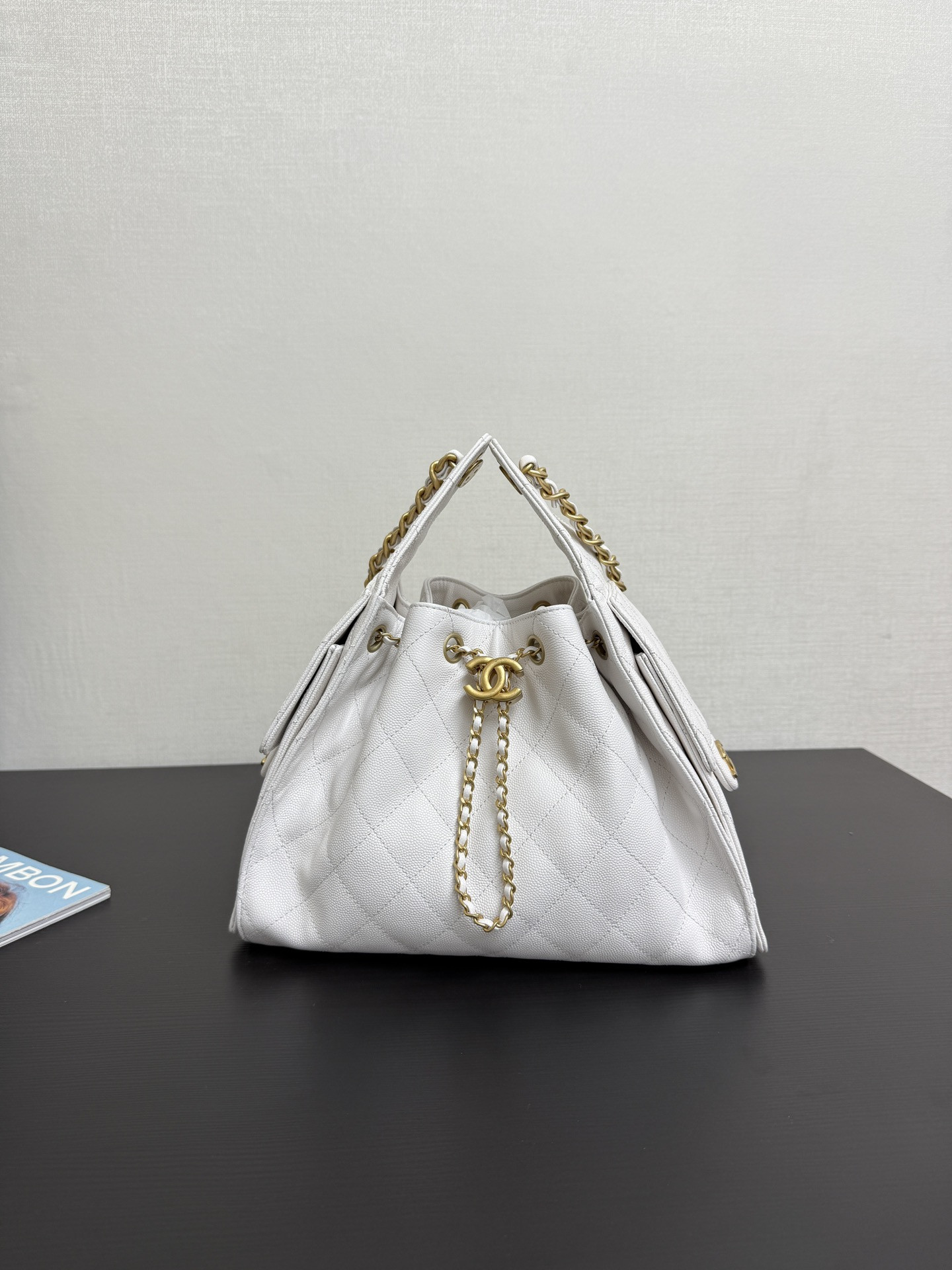 Ch*el 25c bucket bag 26x30x14cm