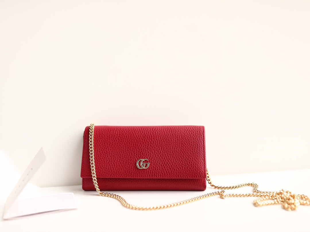 G*u*i gg marmont leather chain wallet