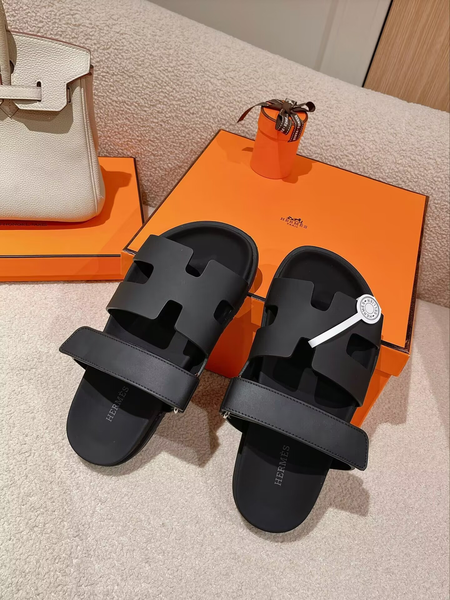 UA Hermès Chypre sandal