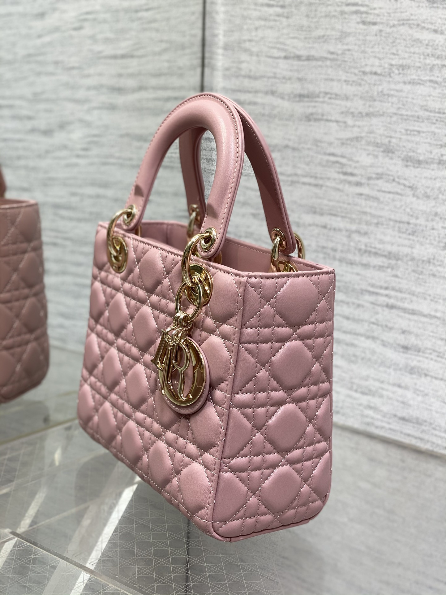 small lady D*or my abcD*or bag 8 x 6.5 x 3 inches