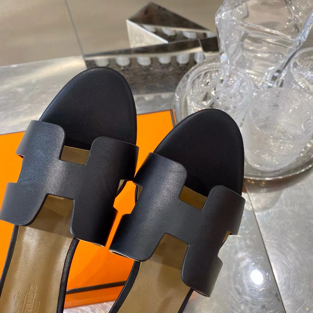 UA Hermès Legend Sandal