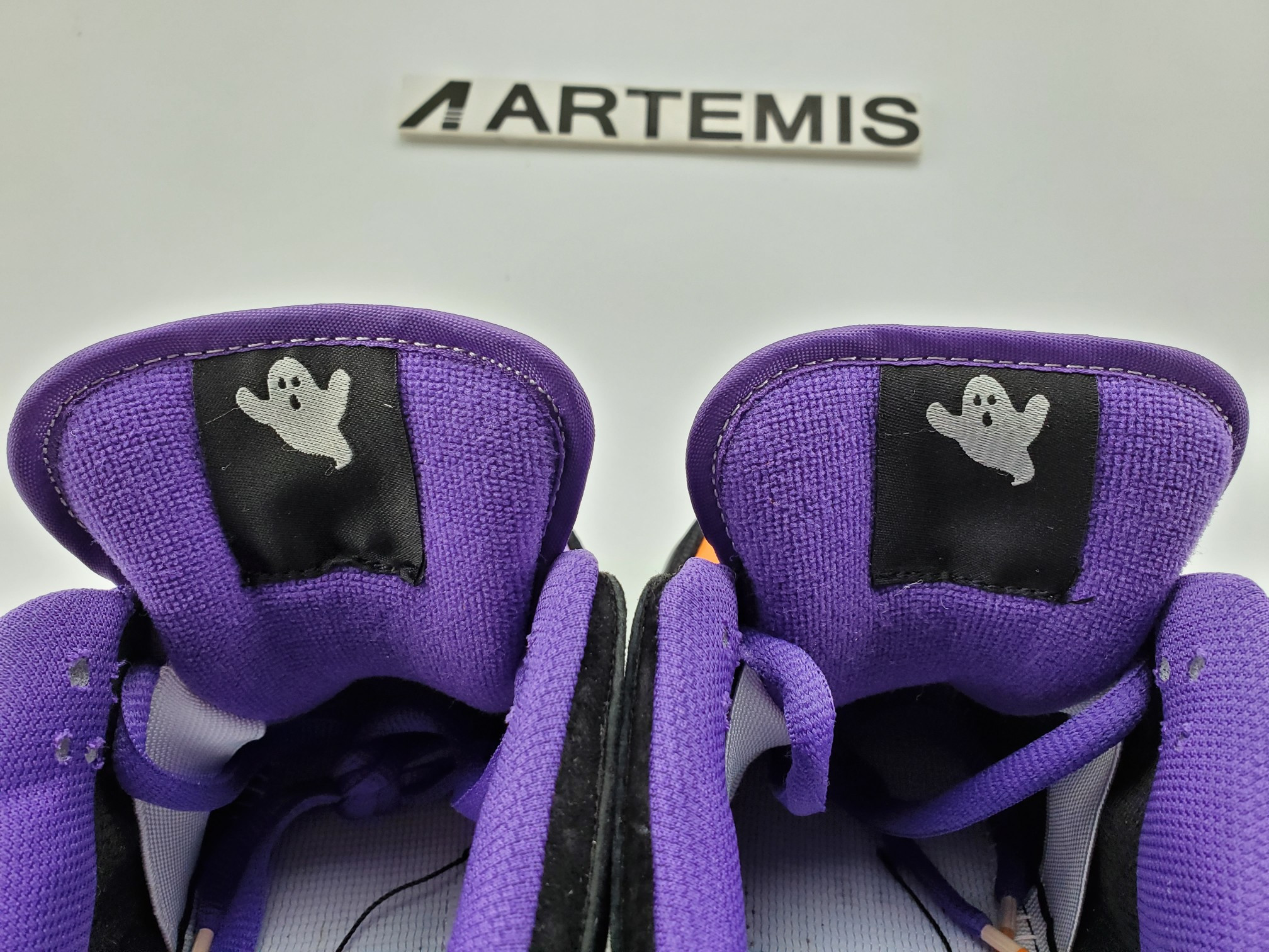 Nike SB Dunk Low Night of Mischief Halloween