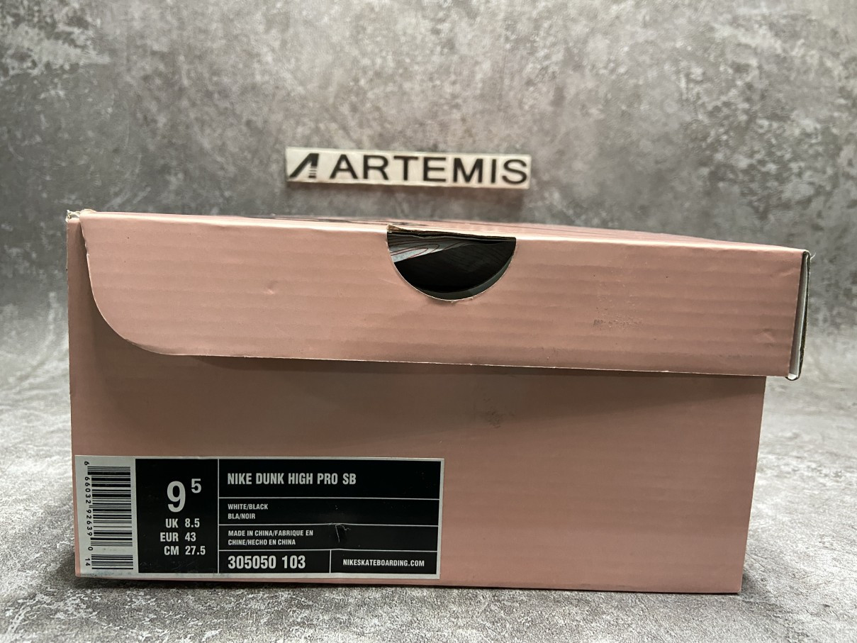 Nike Dunk SB High Melvins