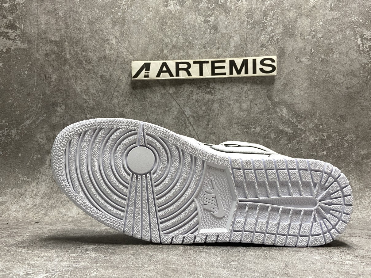 Air Jordan 1 Mid Iridescent Reflective White