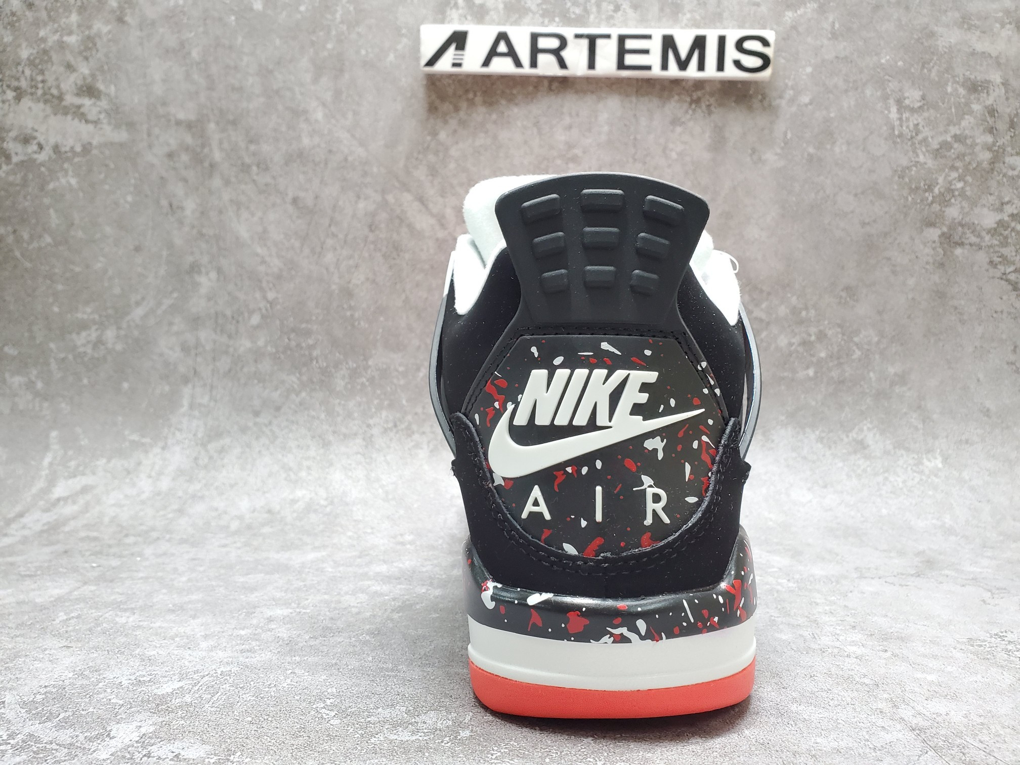 Air Jordan 4 Retro X OVO 