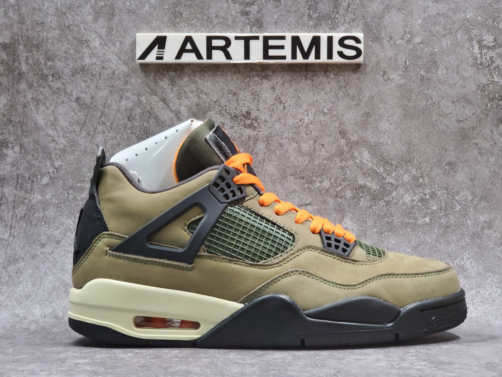 Air Jordan 4 Retro UNDFTD