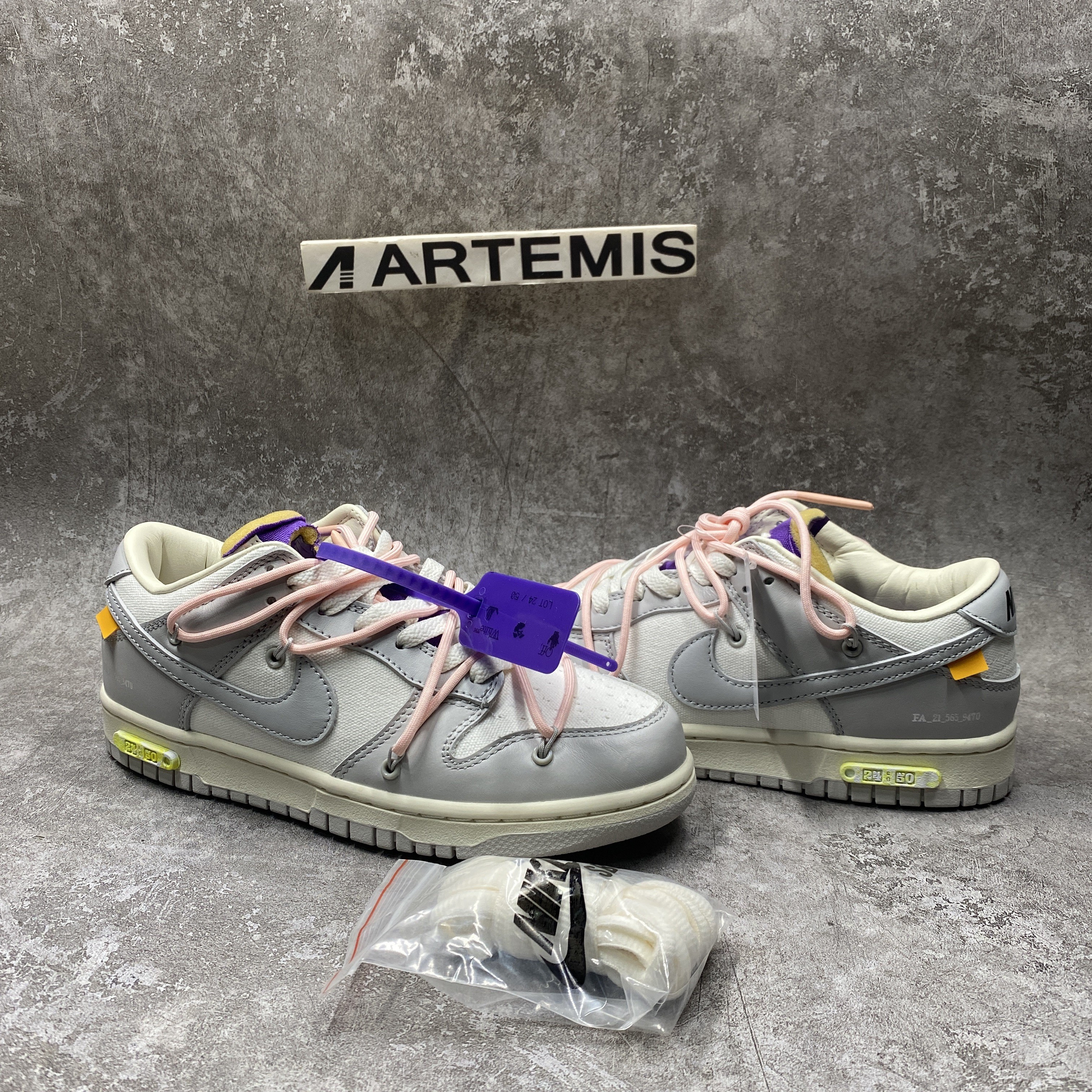 Nike Dunk Low Off-White Lot 24