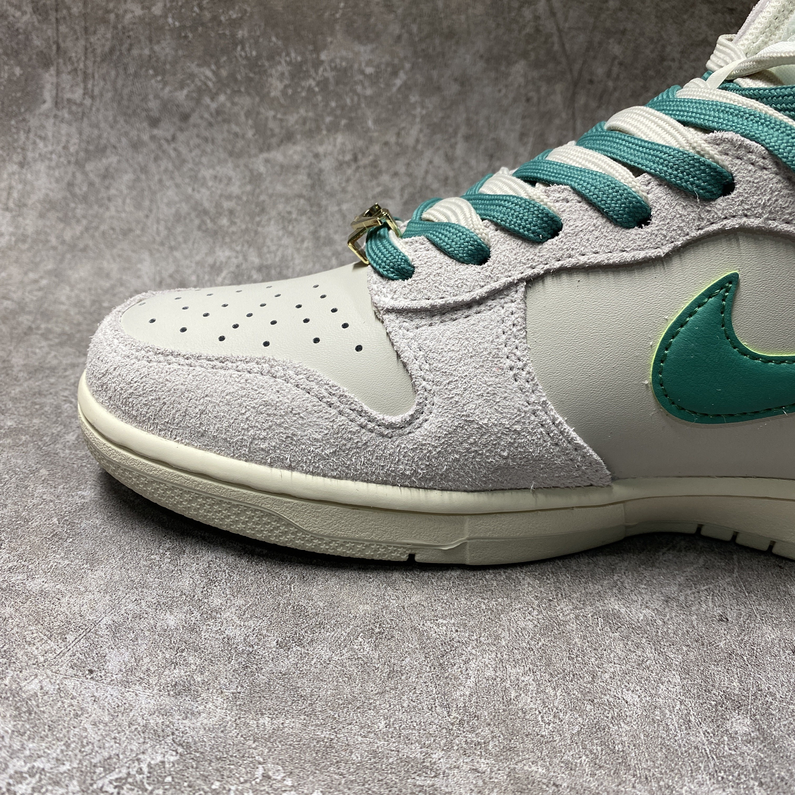 Nike Dunk High SE First Use Sail