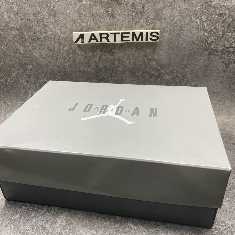 Air Jordan 11 Low Cement Grey