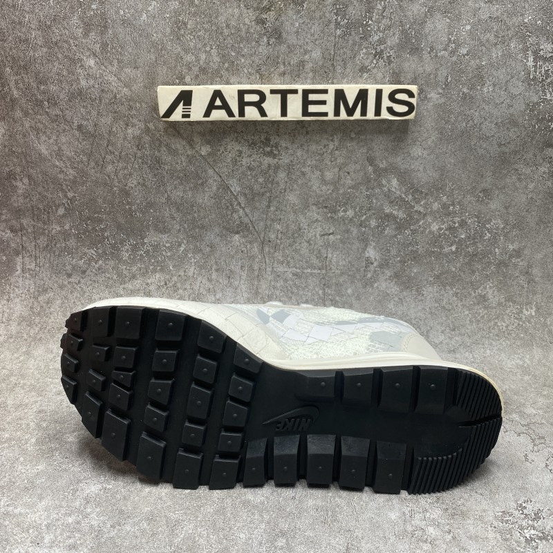 Nike LD Vaporwaffle Mix sacai Low White