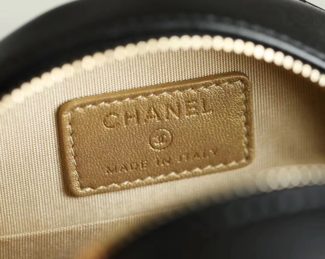 Ch*el bunny crossbody bag