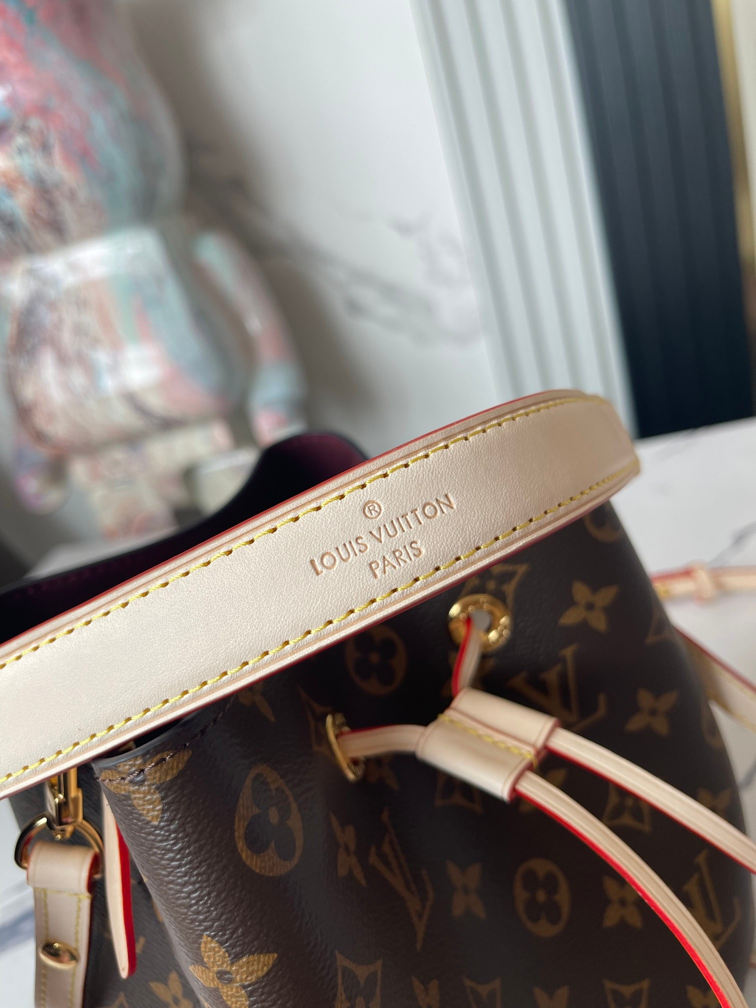 LV M46581 Néonoé BB 7.9 x 7.9 x 5.1 inches