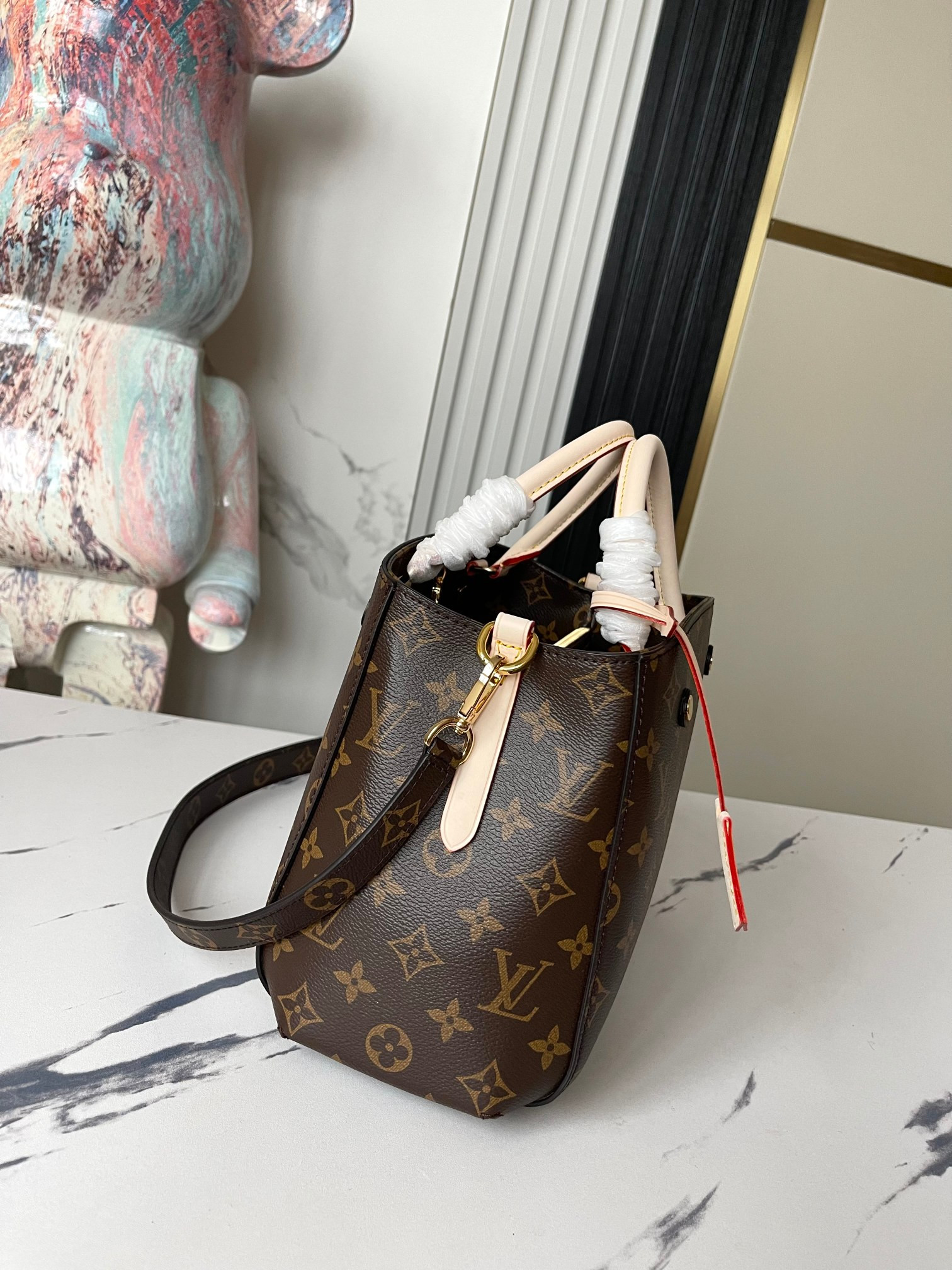 LV M41055 MONTAIGNE BB 29 x 20 x 13 cm