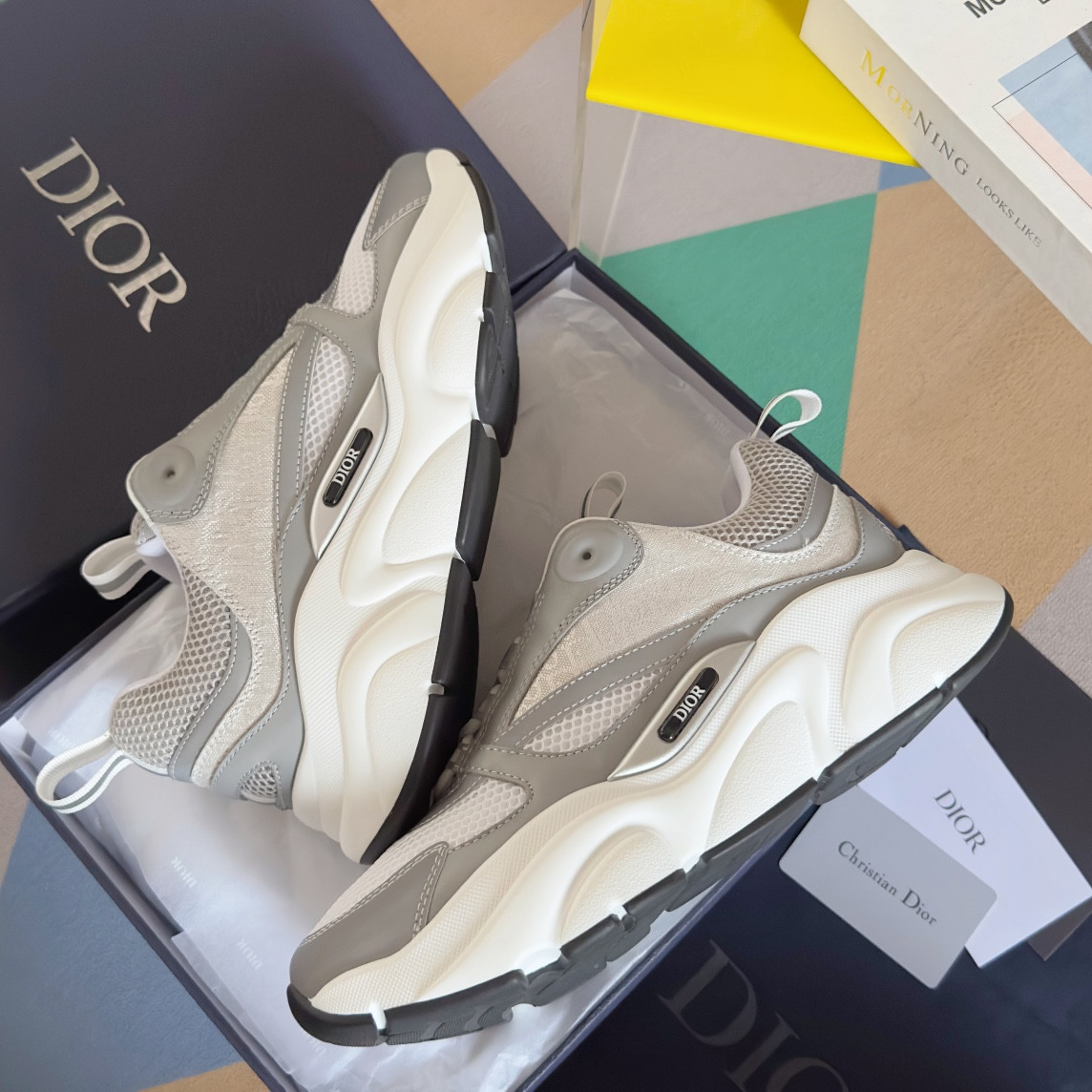 ua D*or b22 white sneaker