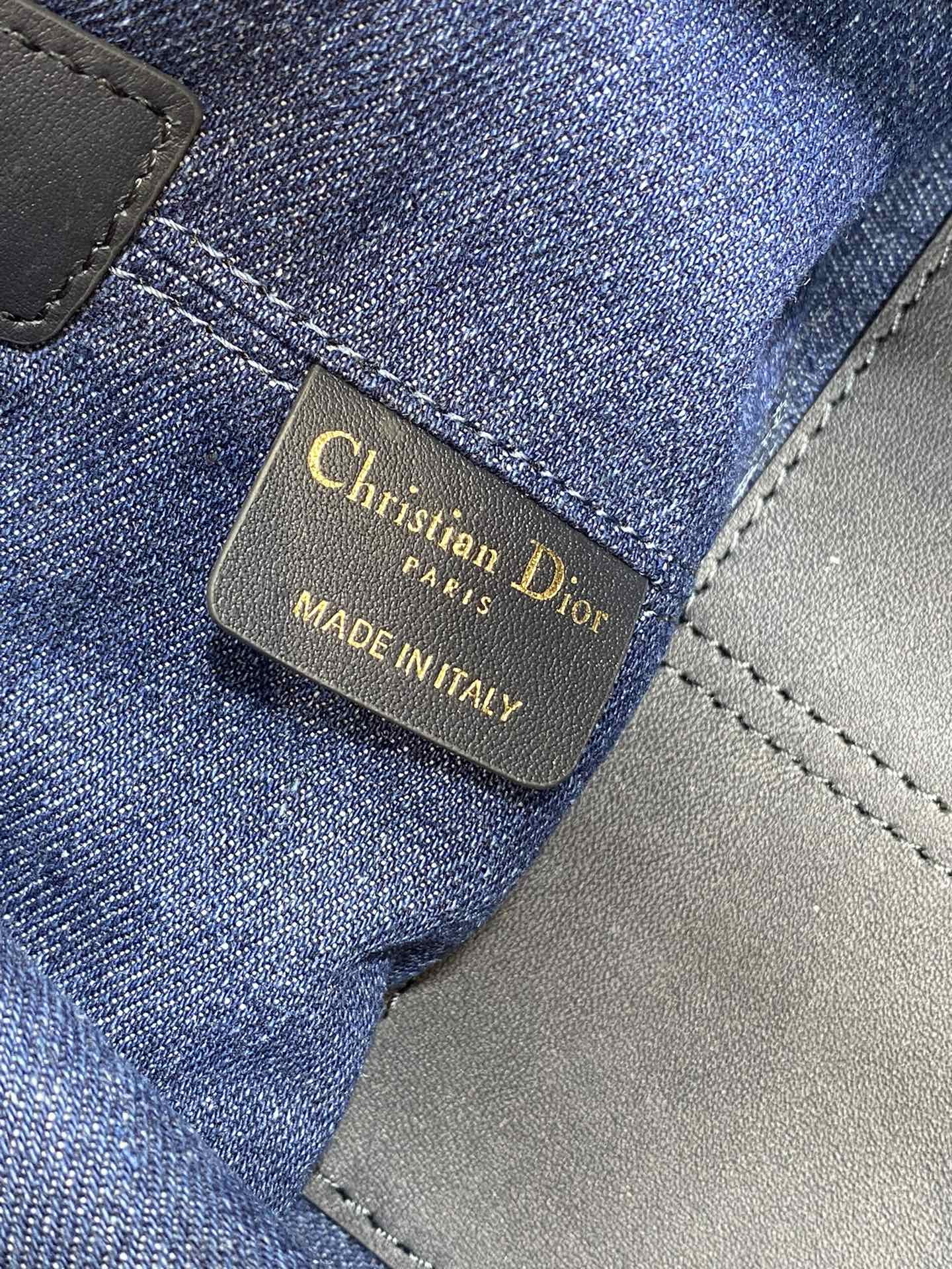 small D*or toujours bag  blue denim D*or oblique jacquard 23 x15 x15cm