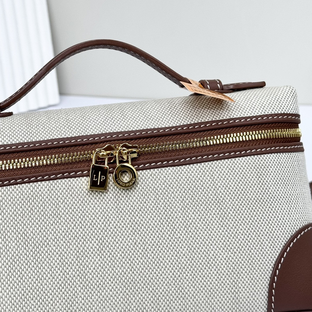 L**o p*ana extra pocket l19 cotton, linen 11 x 19 x 6.5 cm