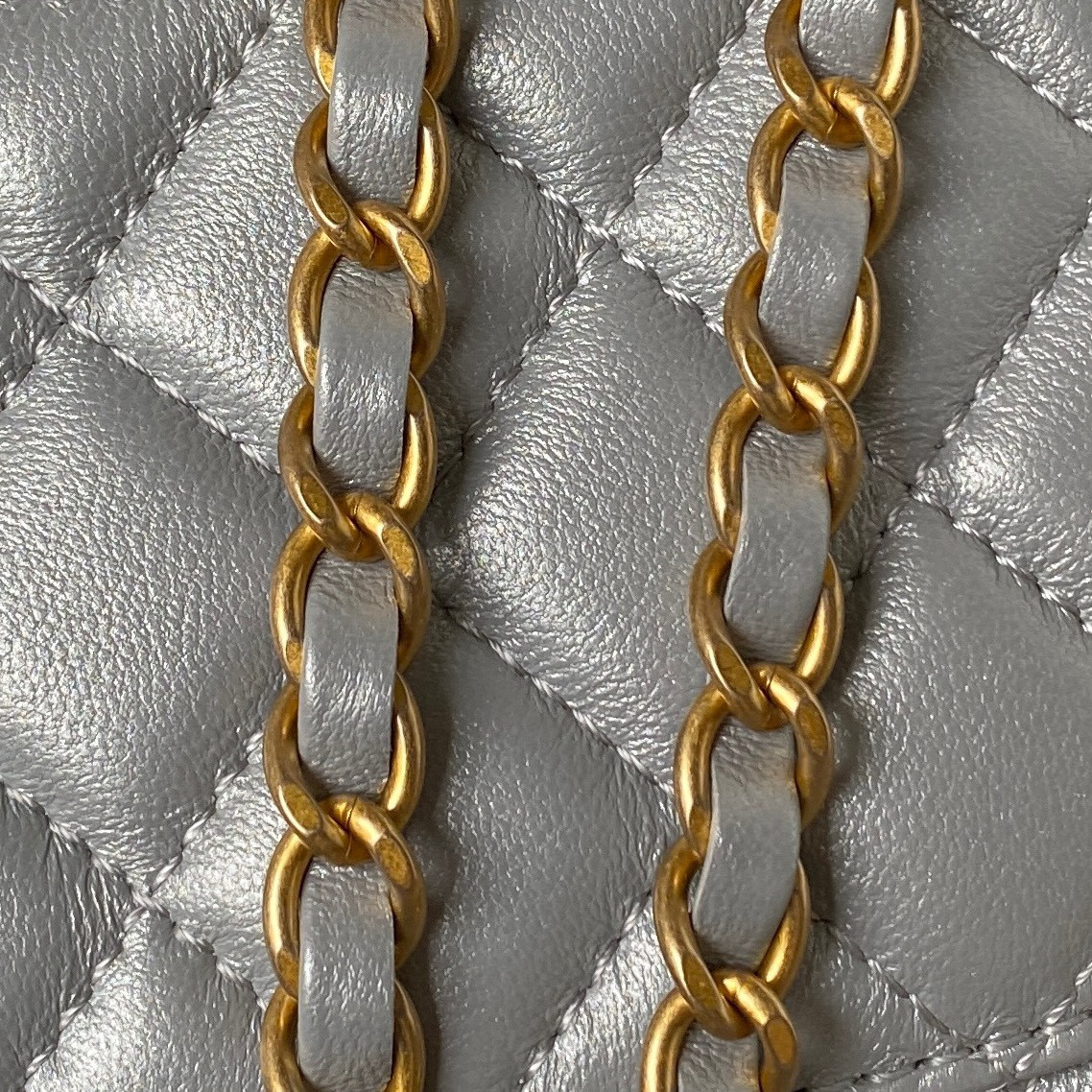 MINI FLAP BAG WITH TOP HANDLE 24C 12x20x6cm