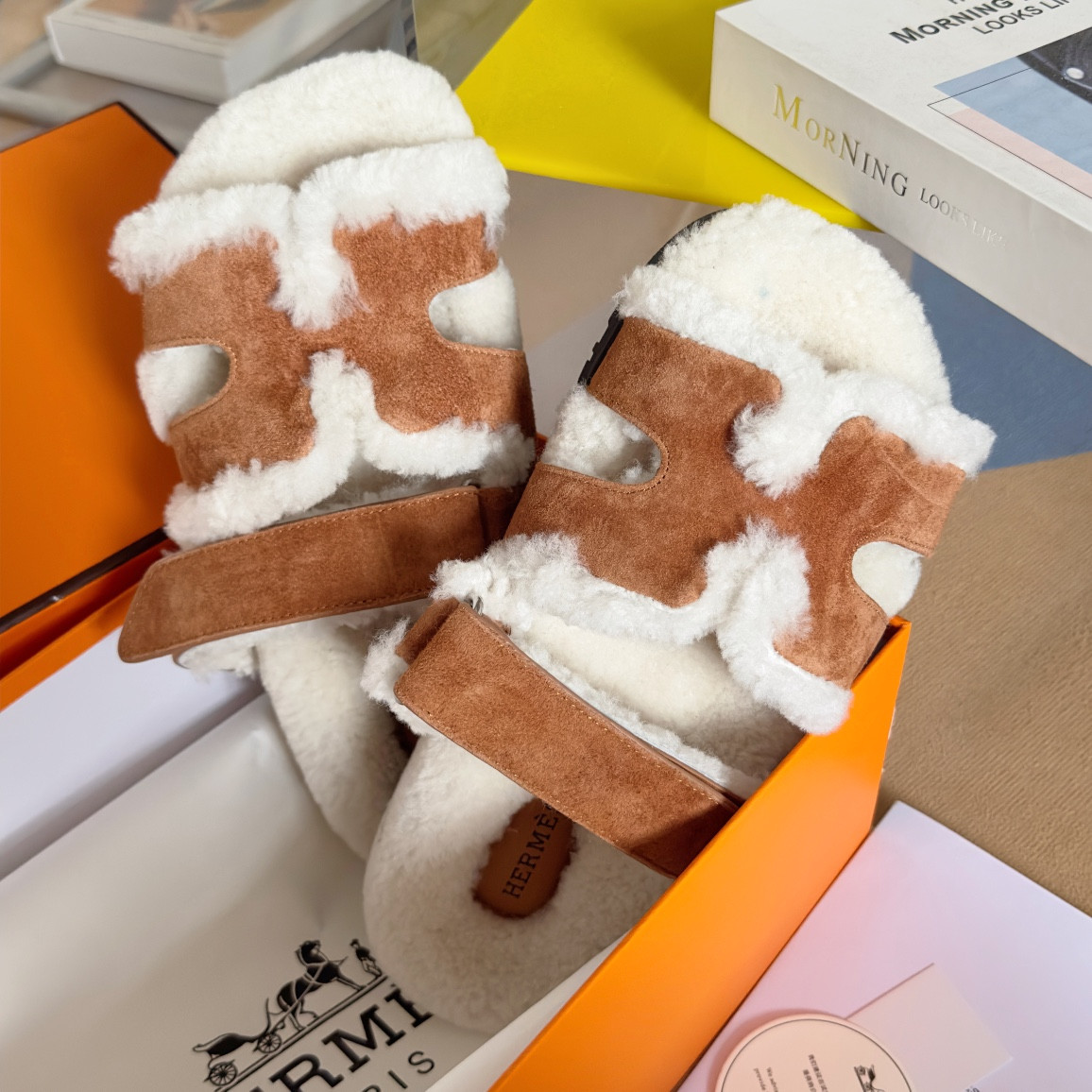 UA Hermès Chypre sandal