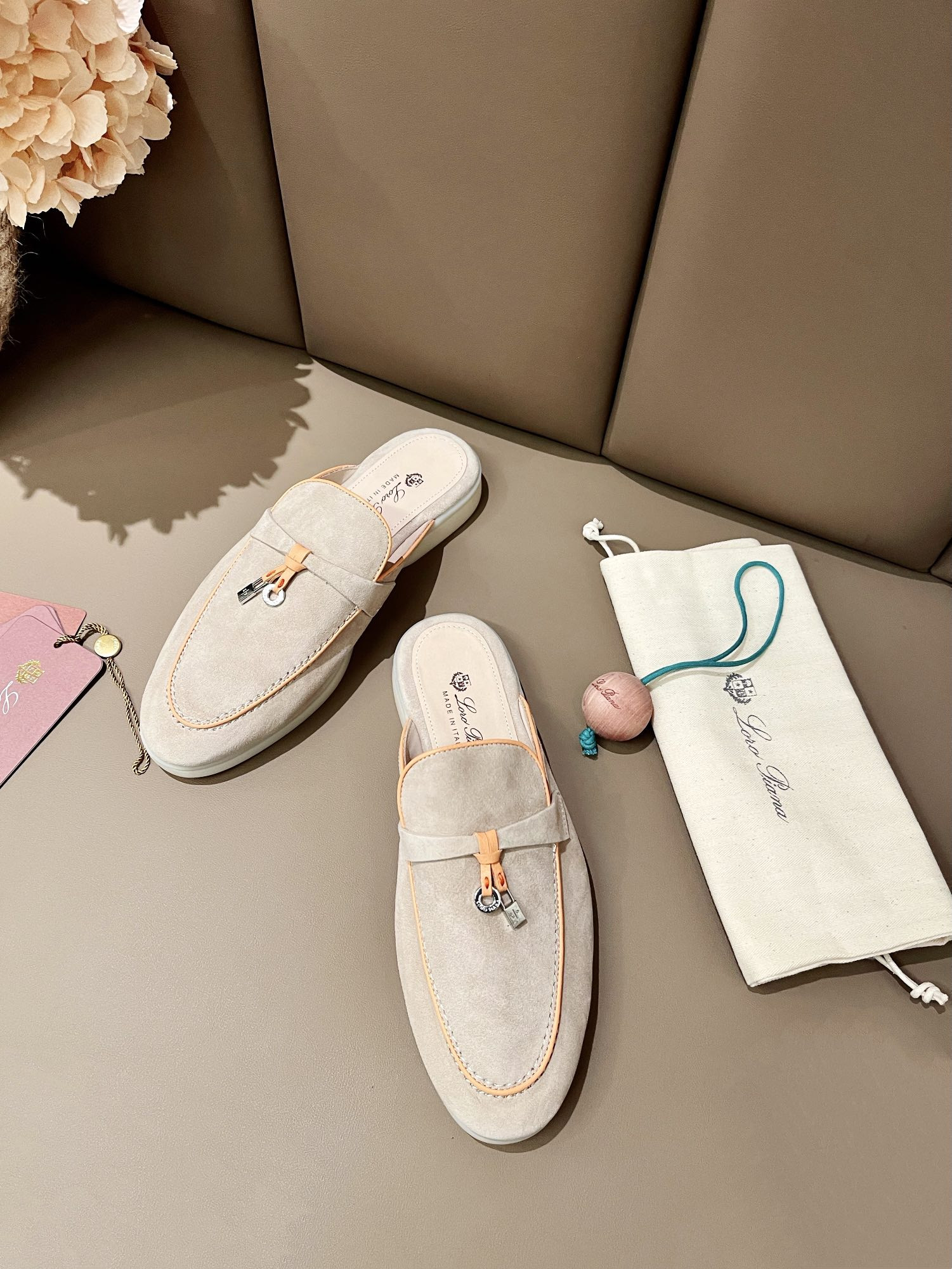 ua L**o p*ana babouche charms walk loafers
