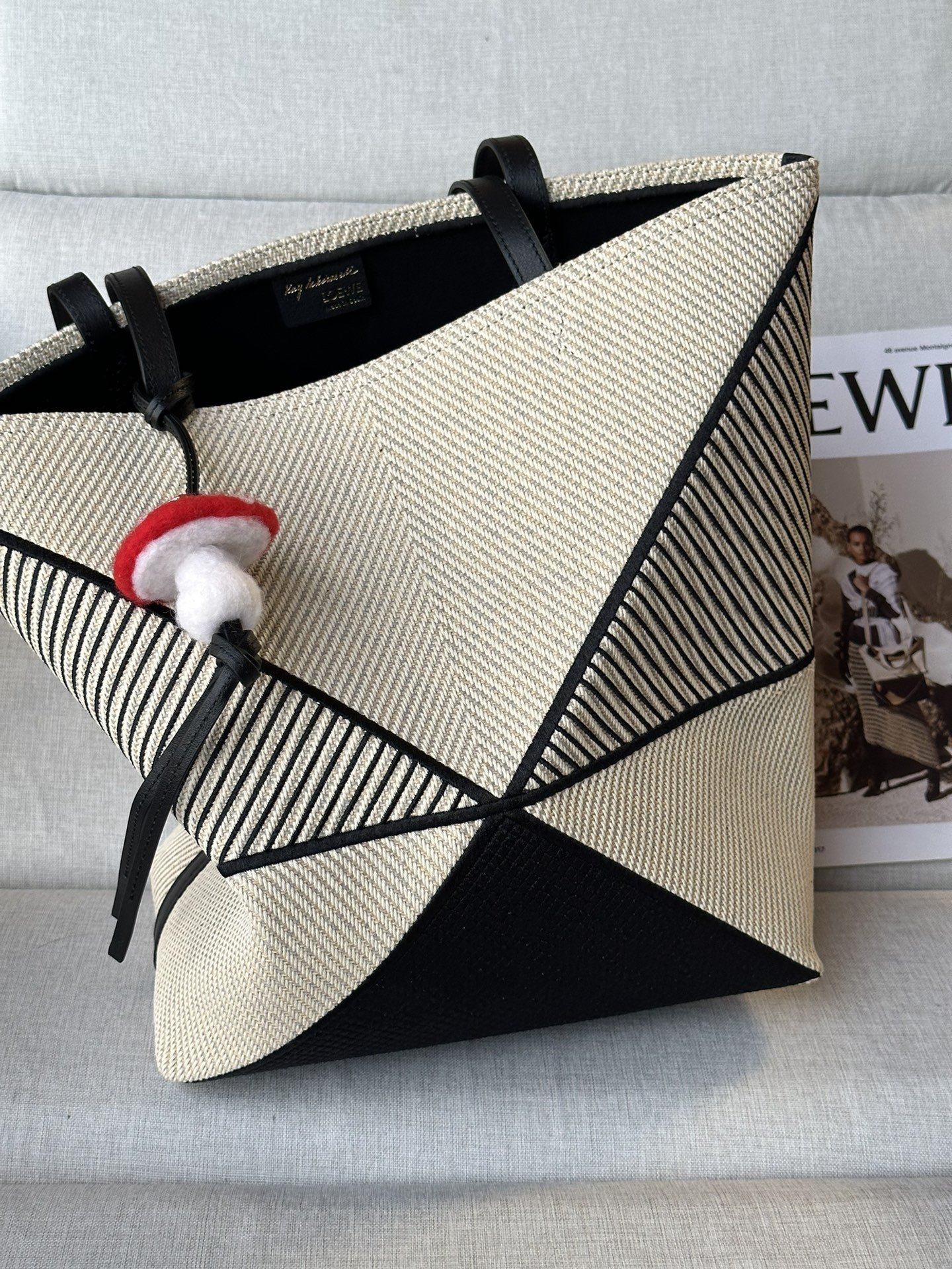 L0ew* puzzle fold tote 21x5.5x31cm