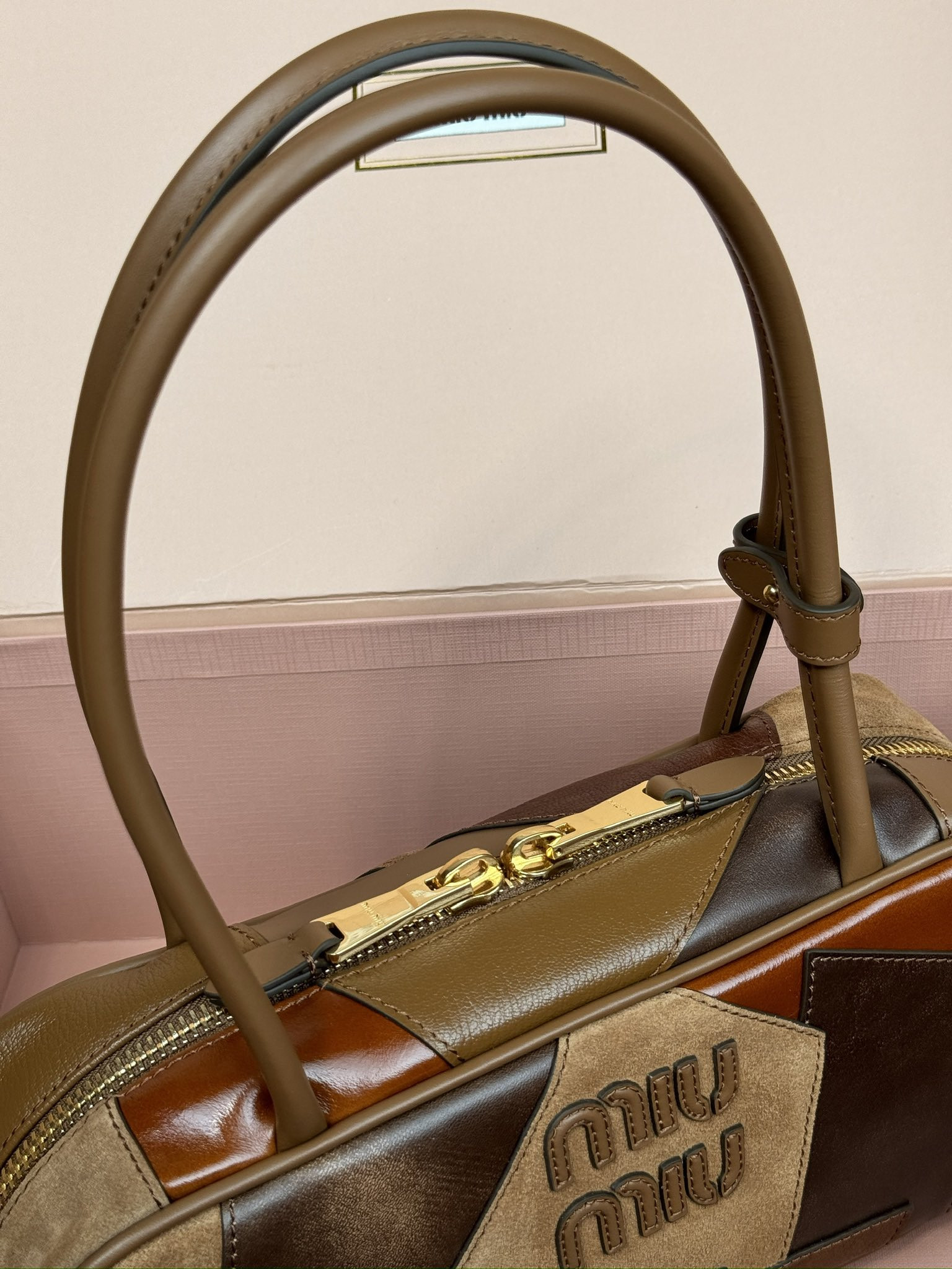 Miu Miu Leather Beau Bag 28×15×9cm