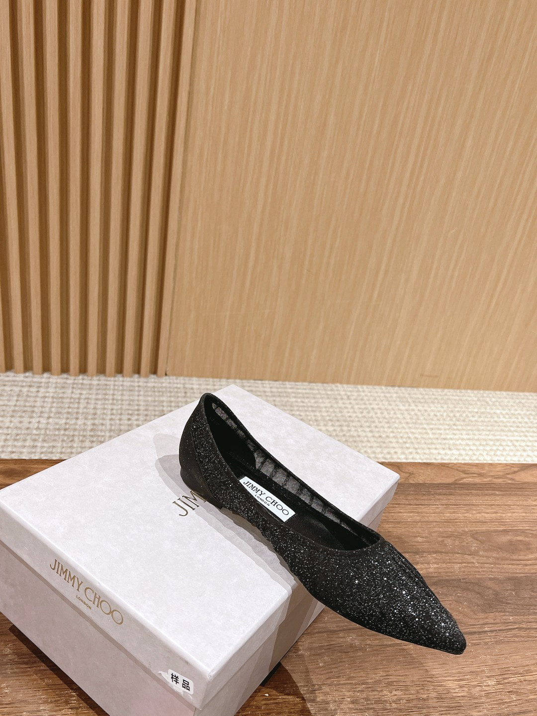 ua Ji*y Ch* flat shoes